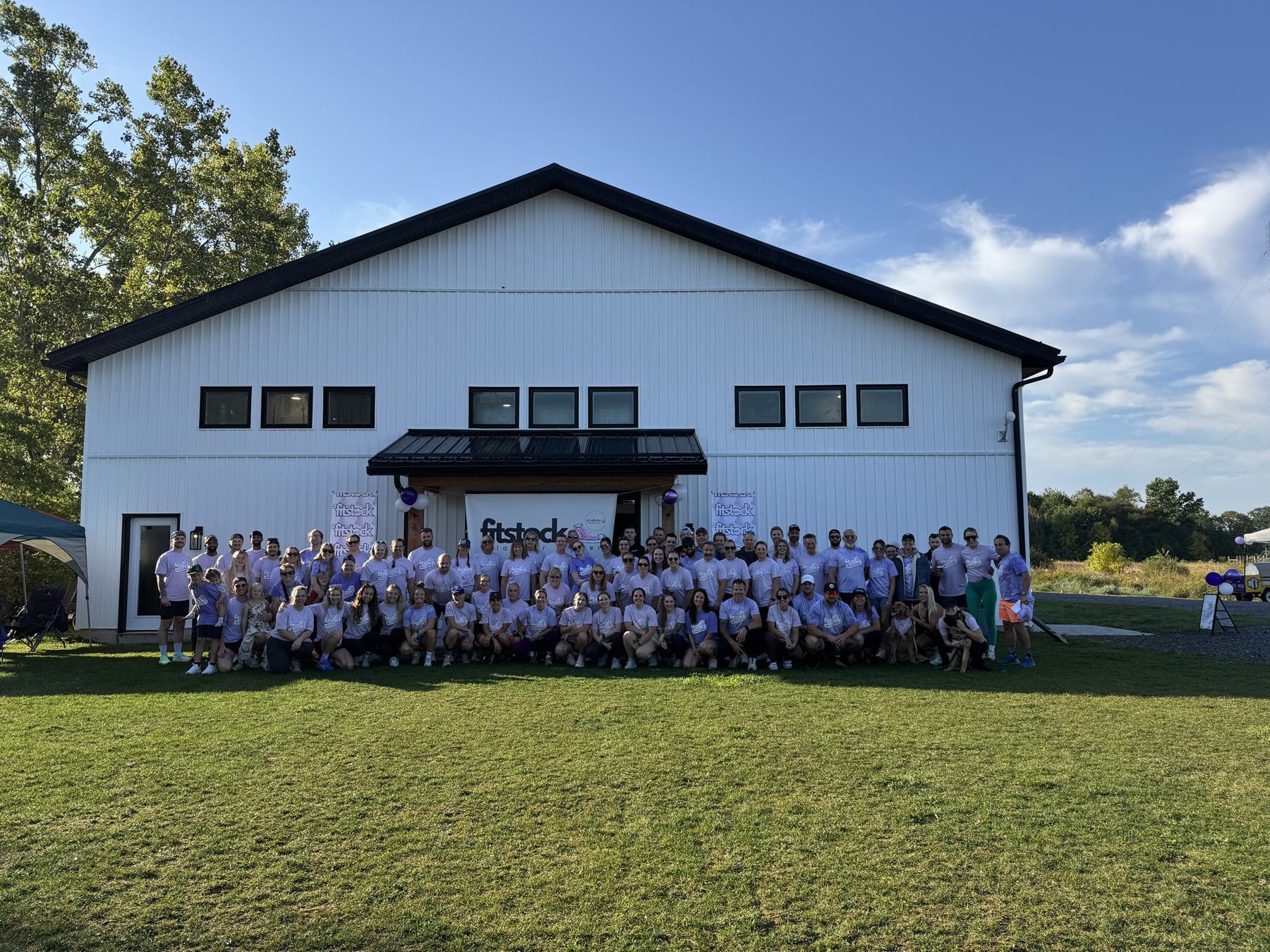 The whole FITSTOCK crew in front of The Yard